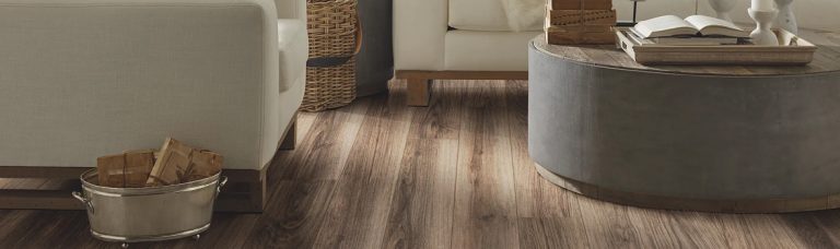 Warm Woods and Soft Neutrals: A Spring Look Book